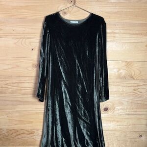 bryn Walker Velvet‎ Long Sleeve green Maxi dress